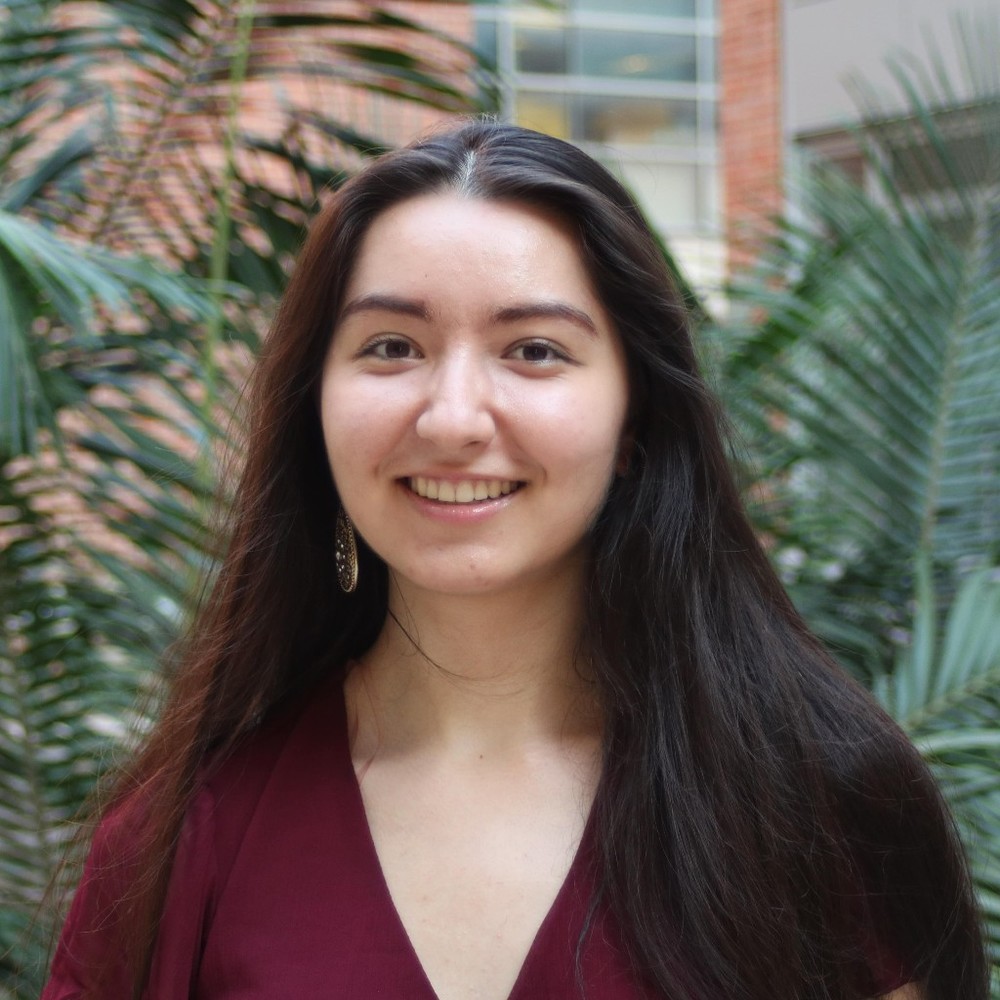 Meet your Posher, Alethea
